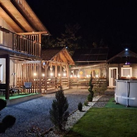 Cabana Oprisor أوكنا سيبيولوي المظهر الخارجي الصورة